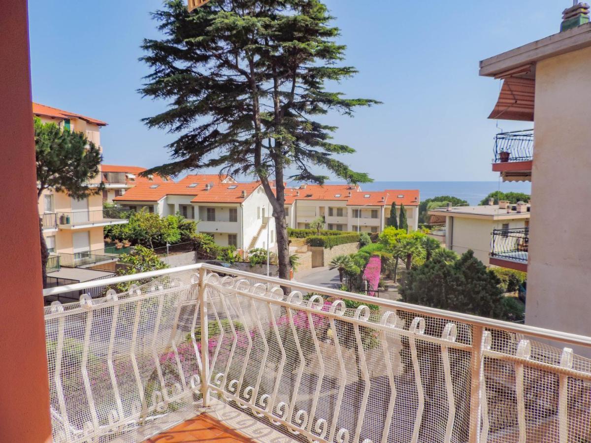 H11 Terrazzo Al Mare - Riva Ligure - Spiagge Apartman Kültér fotó