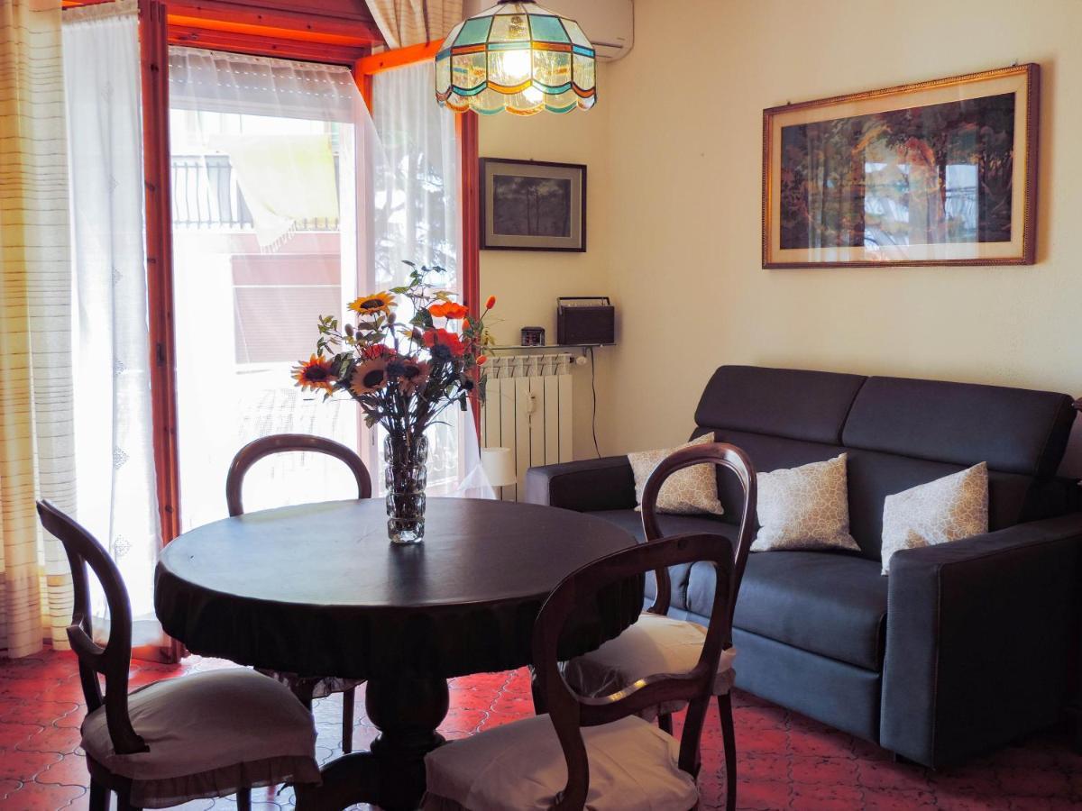 H11 Terrazzo Al Mare - Riva Ligure - Spiagge Apartman Kültér fotó
