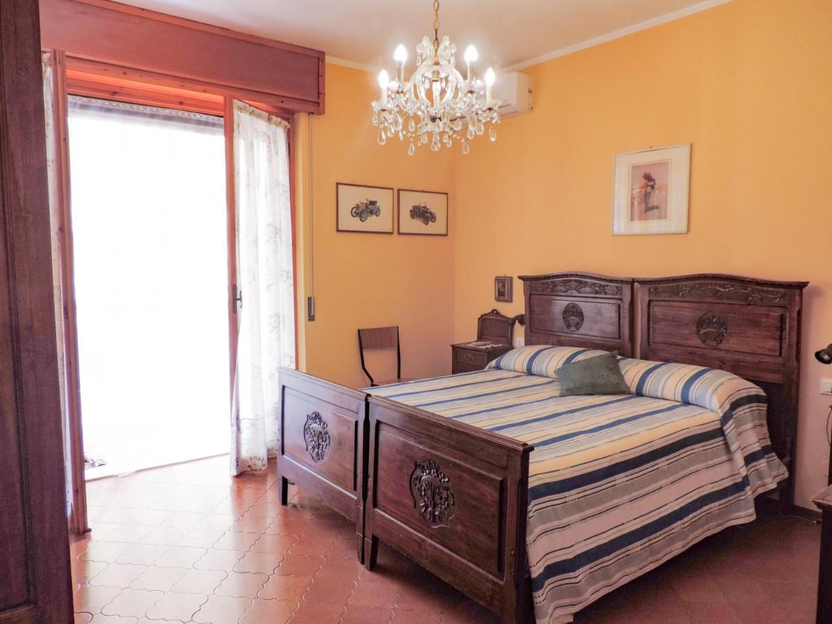 H11 Terrazzo Al Mare - Riva Ligure - Spiagge Apartman Kültér fotó